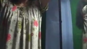 A sultry dark-skinned village girl from Tamil Nadu spices up her wardrobe