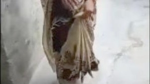 Desi Bhabi from village gets fucked quickly