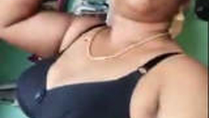 Auntie's naked body on display