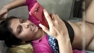 Indian college student continues to give oral pleasure to guy on phone