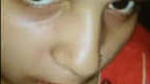 Indian bride gives a deepthroat blowjob to her husband