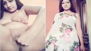 Desi Indian girl flaunts her tits and masturbates with her fingers