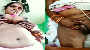 Bhojpuri bhabhi flaunts her boobs and pussy in a live video chat