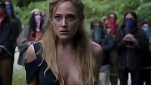 Nora Arnezeder Lola Kirke Mozart in the Jungle 2014