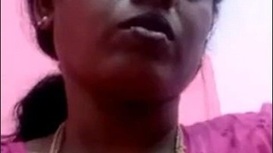 Sensual lovemaking of Indian aunty (bhabi)