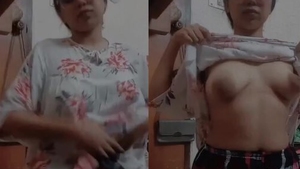 Mered's girlfriends share their talents in a seductive clip