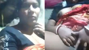 Fatty Bangladeshi wife masturbates on camera