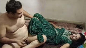 Punjabi babe gives a blowjob and takes it in her ass