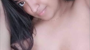 Bangladeshi girl indulges in self-pleasure on camera