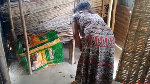 Mature woman's steamy encounter with her own hushband in village