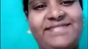 Tamil aunt's breasts are the star of this milking video