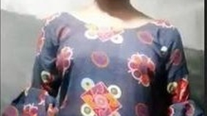 Cute Desi teen shows off her body for her lover