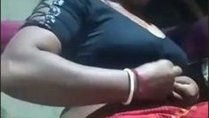 Bengali village girl Boudi indulges in solo masturbation