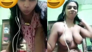 Desi babe flaunts her big boobs and sexy curves