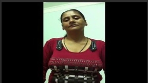 Indian wife proudly displays her enormous breasts on camera
