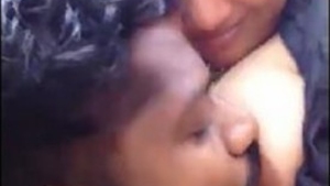 Indian lover fondles and sucks boobs in erotic video