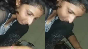 Indian college girl gives oral pleasure to her boyfriend while using her smartphone