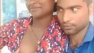 Big-boobed Indian girl gets fondled by lover