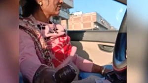 Randi's clear car audio in Hindi with talking and moaning