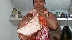 mallu aunty strip dress show boobs pussy