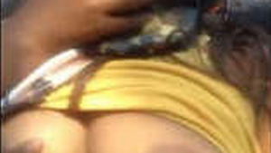 Desi couple enjoys steamy outdoor sex in public park