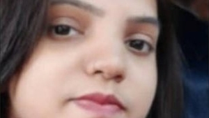 Marge, the adorable wife, indulges in oral and penetrative sex with her husband's best friend in this Pakistani clip