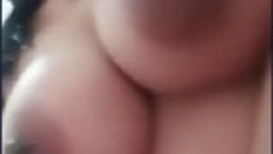 Beautiful desi teen flaunts her big boobs in selfie video