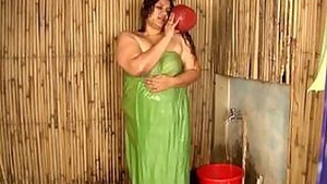 Bbw aunty takes bath exposes busty assets
