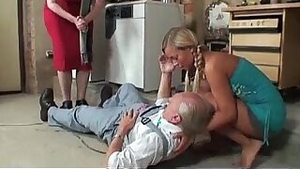Granny catches blonde teen babe sucks cock
