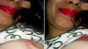 Whore rocks out and makes fans see her XXX titties made in India