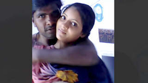 Country girl enjoys giving head to Don Miss