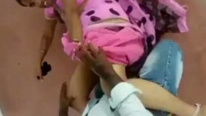 Desi couple leaves the house for some hot fucking