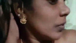 Tamil babe gets filmed before engaging in sexual activity with client