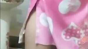 Horny milf from Delhi bathing and drying her body