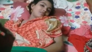Stunning Bengali woman reveals her untouched vagina in explicit video