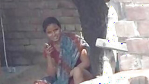 Desi Girl her Pussy to neighbor