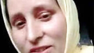 Beautiful Wife Showing And Fingering