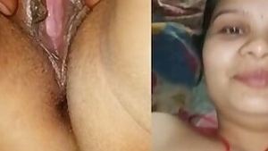 Sexy indian girl nude before sex by her boyfriend