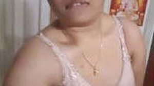 Hot bhabhi in bathroom selfie video