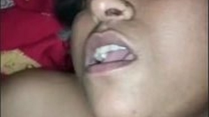 A married South Asian woman masturbates while talking