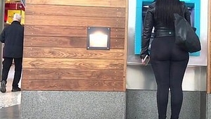 Arabian girl flaunts her big butt while walking