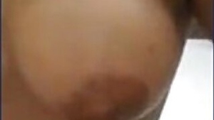 Cute asian Girl Nude Selfie