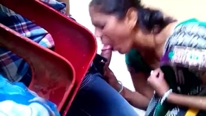 Kaamwali Bai instructs oral sex techniques