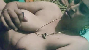 Horny bhabhi indulges in self-pleasure