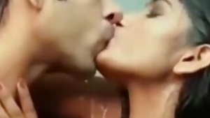 Smooching in the shower leasd to hard core banging in this one