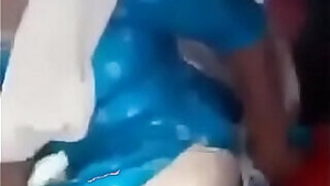 mallu aunty show auto