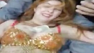 Pakistani girl hot mujra for money