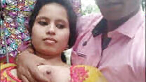 INDIAN VILLAGE COUPLE ROMANCE