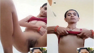 Exclusive video of Indian bhabhi baring it all on VC