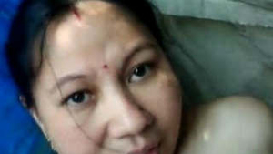 Desi wife gets fucked by her lover